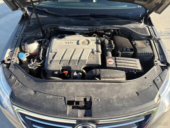 Volkswagen Passat CC 2.0 TDI 4MOTION - 8