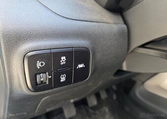 Hyundai i10 1.0-1.MAJITEL-KAMERA-ZÁRUKA - 8