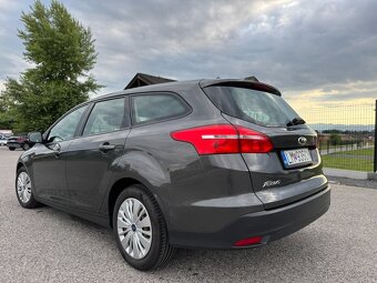 Predám Ford Focus 1.0 Ecoboost Kombi - 8