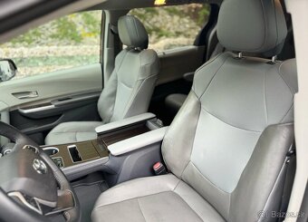 Toyota Sienna XLE 2,5hybrid AWD 2021 nový model - 8