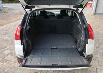 Peugeot 3008 2.0 HDi Panorama nafta manuál 110 kw - 8