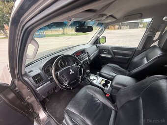Mitsubishi Pajero - 8