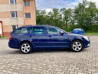 ŠKODA OCTAVIA COMBI 1.6TDI 2013.FAMILY - 8