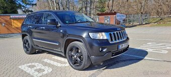 Jeep Grand Cherokee - 8