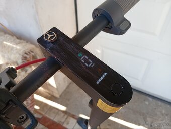 XIAOMI E SCOOTER (KOLOBEZKA) 4 A ESSENTIAL - 8