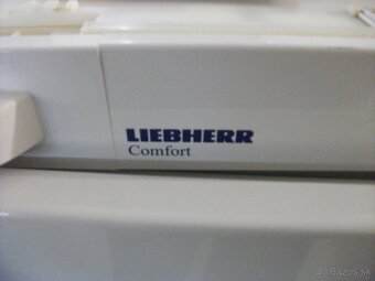 Pekná,zachovalá chladnička s mrazákom zn.LIEBHERR. - 8