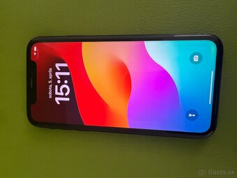 iPhone XR 128GB Black - 8