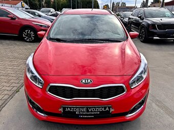 Kia Ceed SW JD 1,6 CRDi M6 SILVER - 8