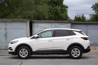 Opel Grandland X 1.2 TURBO S&S Selection - 8