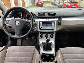Predám Volkswagen Passat B6 - 8