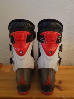 lyziarky ATOMIC velkost 40,5 - 8