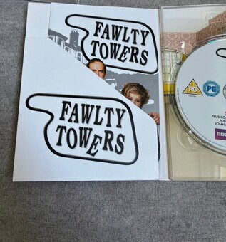Fawlty Towers – Complete Collection Remastered DVD - 8