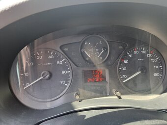 Peugeot partner 1.6 hdi 66kw rv2011 243000km nova stk ek - 8