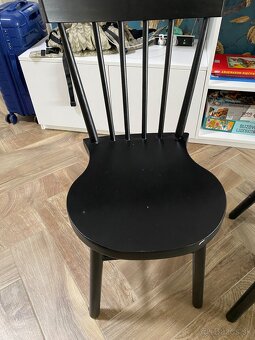 Jedálenská zostava - 8
