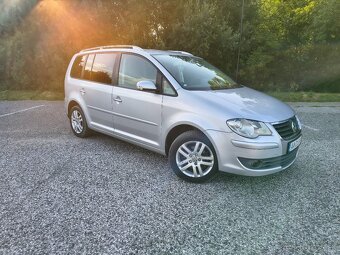 Volkswagen Touran 2.0 TDi - 8