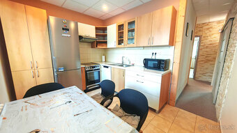 FINREA│Prenájom 3-izbového kompletne zariadeného bytu – Doln - 8