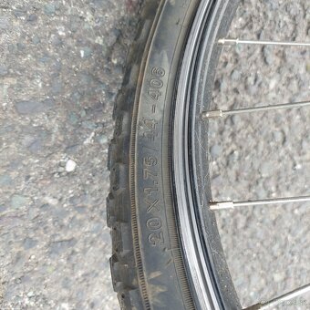 Predam 2 detske bicykle - 8