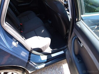 Audi A4 Avant 3.0 TDI Premium 4x4 tiptronic - 8