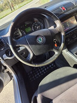 Škoda octavia II - 8