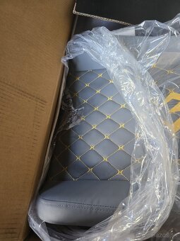 Herná a pracovná stolička s podnožkou - 8