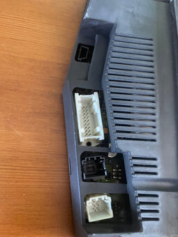 Predám originálne rádio a ovladanie klimatizácie na BMW e46 - 8