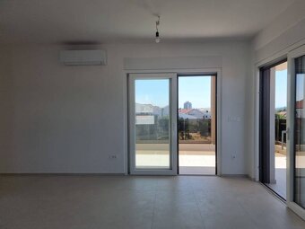 CHORVÁTSKO - 4 izbové apartmány s priestrannými pivnicami - - 8