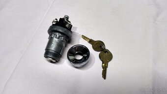 Spinacia skrinka-VOLGA-24 a ine ruske auta-NOVA - 8