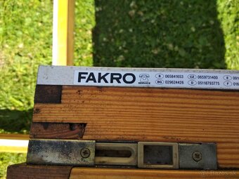 Strešné okno FAKRO 55x78 - 8