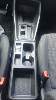 Predám VW CADDY MAXI 2.0 TD 7- miestne , 7-st. automat, 90KW - 8
