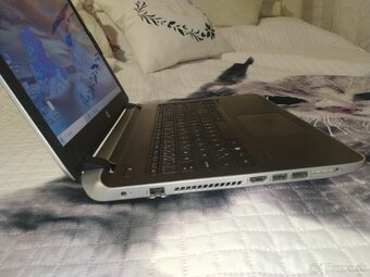 HP. i7. RAM 16 GB. SSD 512 GB. Nová baterka. Nvidia 8 GB. - 8