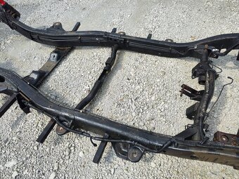 Nosný rám Nissan patrol y61 wagon - 8