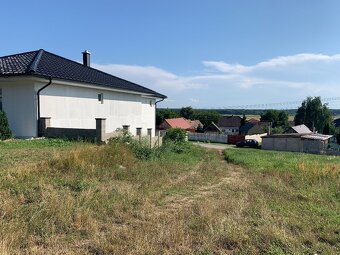 Predám stavebný pozemok - 8