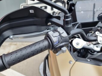 VOGE 625 DSX - 8
