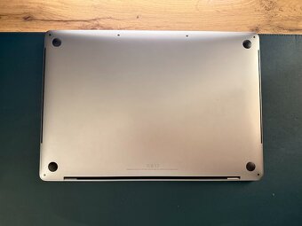 MacBook Pro 16-inch (2019) - 8