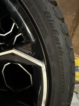 Zimné pneumatiky 225/35r19 Yokohama BluEarth Winter V905 - 8