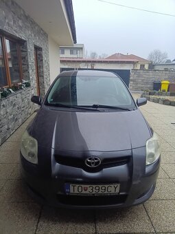 Predám Toyota Auris 1,6 benzín - 8