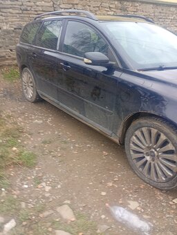 Volvo V50 2.0 100kw rok 2004 - 8
