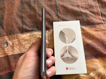 PREDÁM Huawei P50 pro 8/256GB - 8