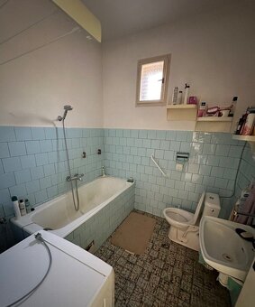 Na predaj rodinný dom so záhradou, pri Trnave, obec Boleráz. - 8