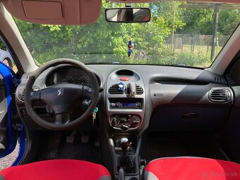 Predám peugeot 206 - 8