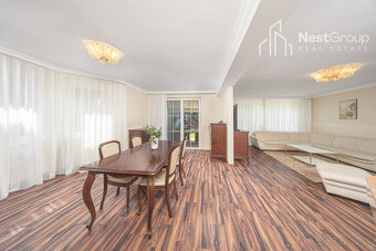 RODINNÁ VILA S BAZÉNOM, POZEMOK 975 m2, DVOJGARÁŽ,TOP POLOHA - 8