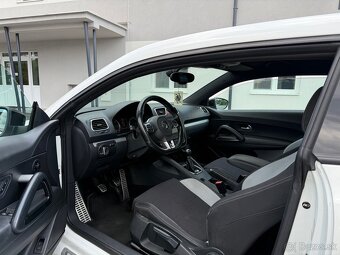 Volkswagen Scirocco - 8