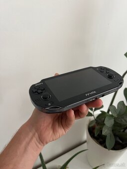 PS VITA OLED +128GB pamäťová karta - 8