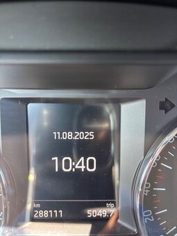 Škoda octavia combi 2.0 TDI 110kw M6 - 8