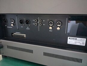 Tascam - 8