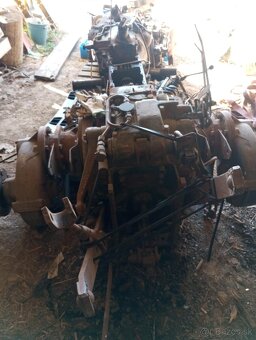 Rozpredám Zetor - 8