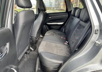 Suzuki Vitara 1.6 VVT 4WD FULL LED, PANORAMA benzín manuál - 8
