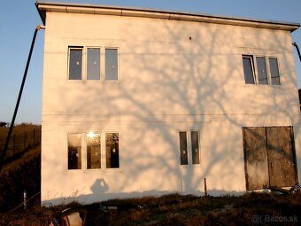 Dom pre 2 rodiny, len 10 minút od Košíc - 8