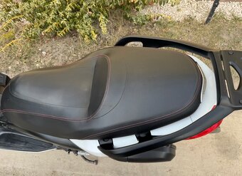 Yamaha x max125 - 8