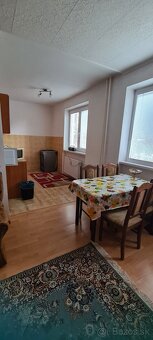 Ponúkam na prenájom 2 izbový byt s balkónom sídlisku Podhrad - 8